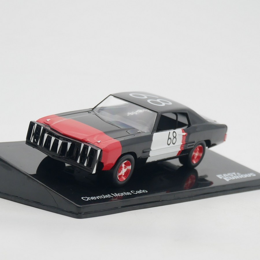 Movies - ダイキャスト製、1/43スケール、シボレー・モンテカルロ、映画に登場した車両を再現した合金製モデルカー。